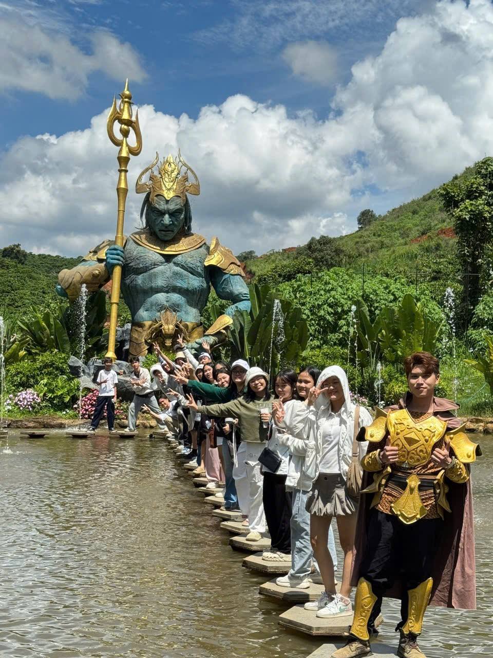 Coi ai dữ hơn?                                                                                                                                                                                                                                                 